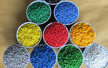 聚乙烯塑料价格,如何在网络上选购高质量的塑料颗粒机